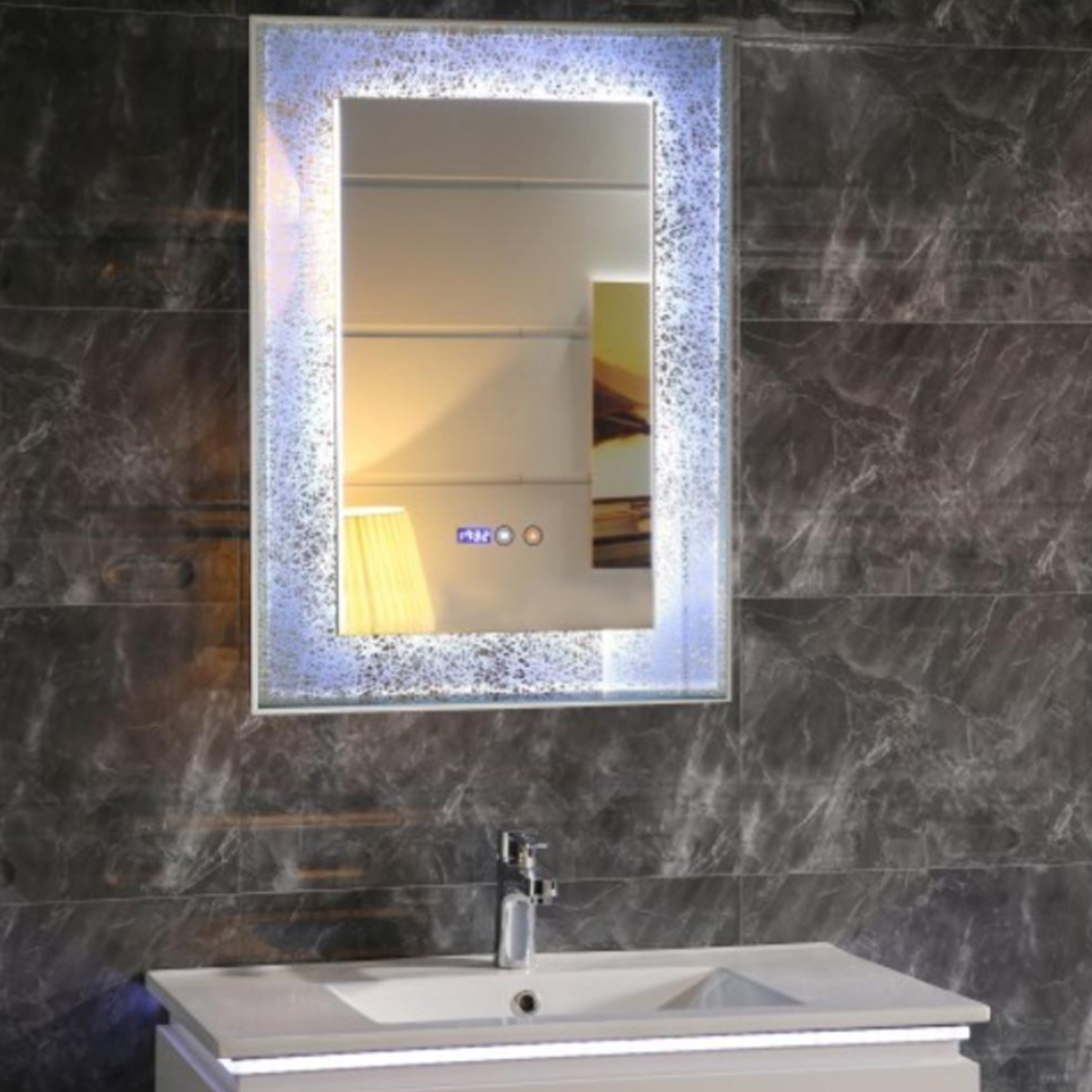 ΚΑΘΡΕΦΤΗΣ 1792 LED 60Χ90CM