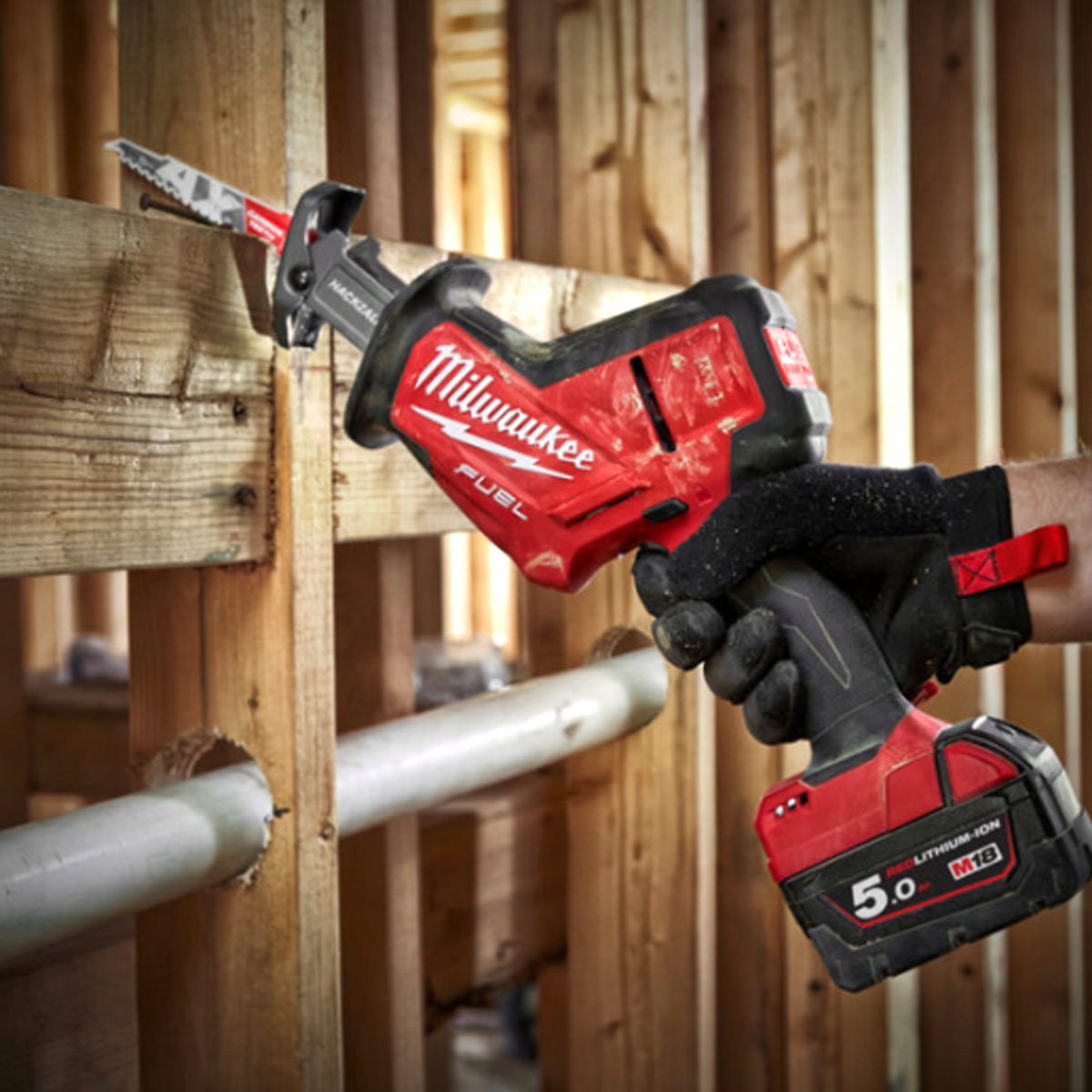 MILWAUKEE CORDLESS RECIPROCATING SAW M18FHZ-0X 18V LI-ION WITHOUT BATTERY - Image 4