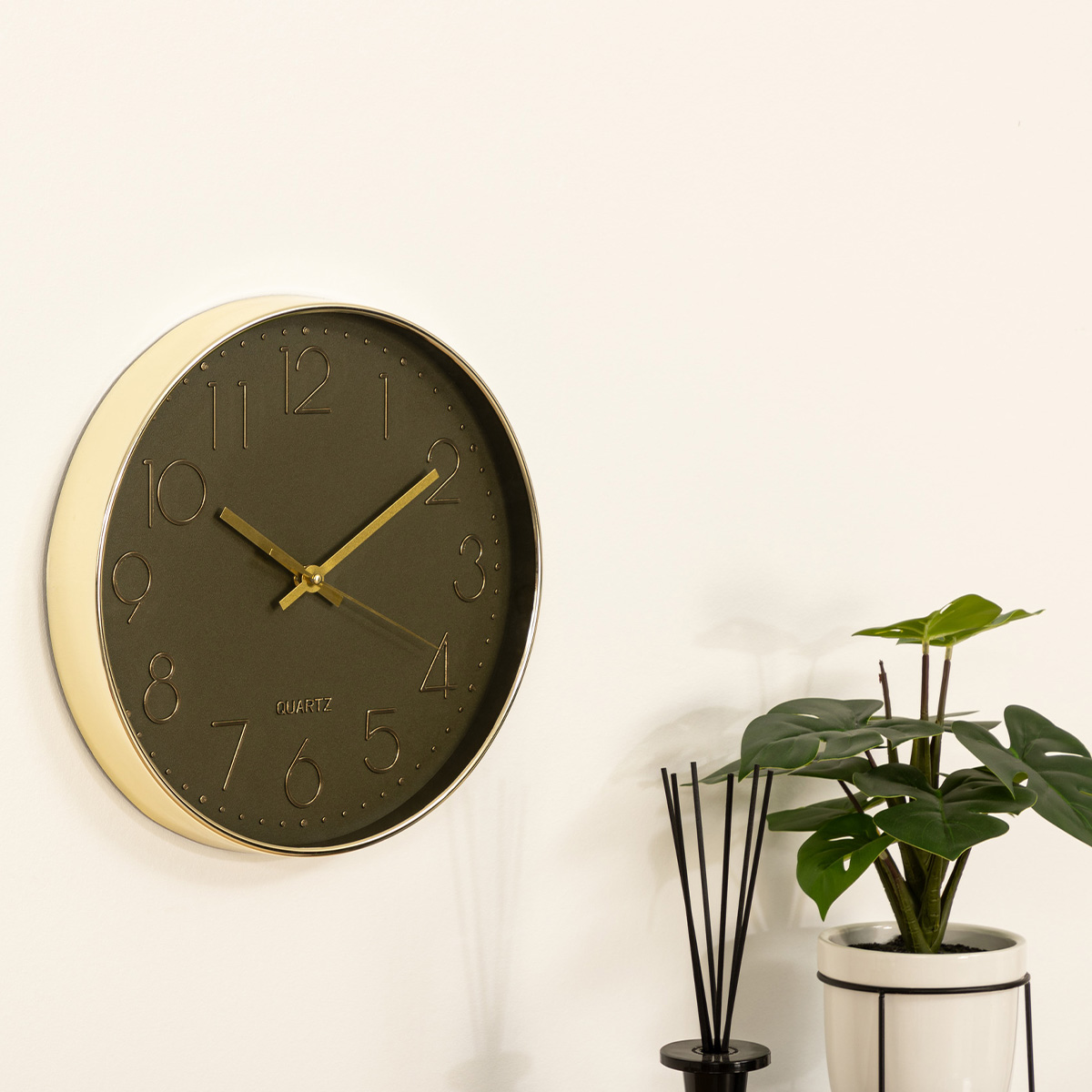 ATMOSPHERA 3D WALL CLOCK Ø30CM – GOLD DETAILS - Image 7