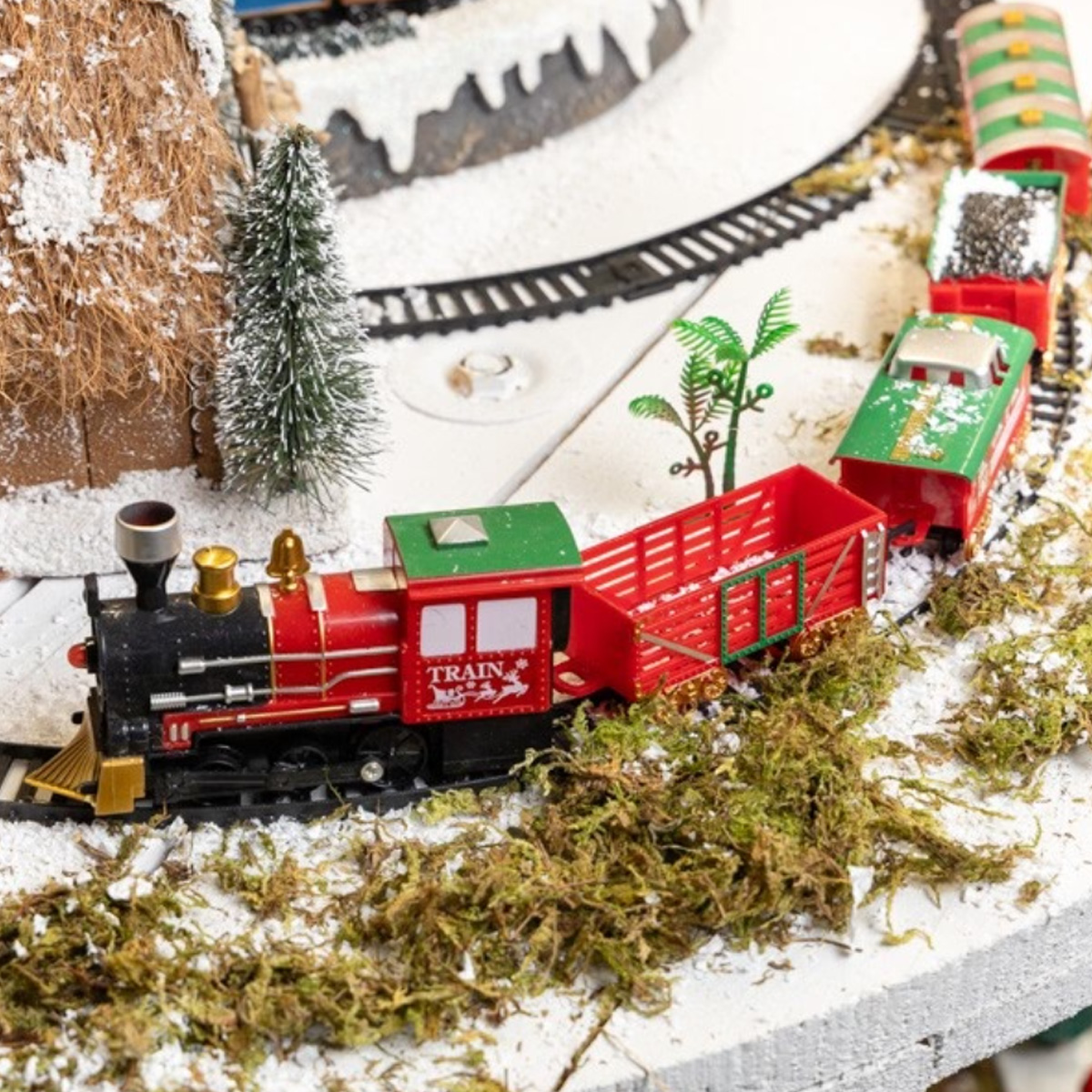 CHRISTMAS TRAIN WITH TRACKS, MUSIC & WARM WHITE LED 20 PCS - Image 2
